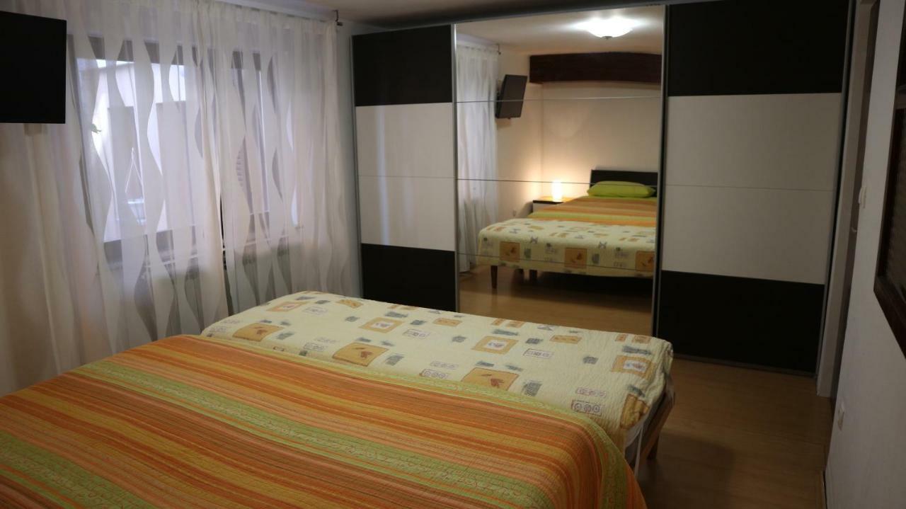 Apartments Komel Opatija Exterior foto